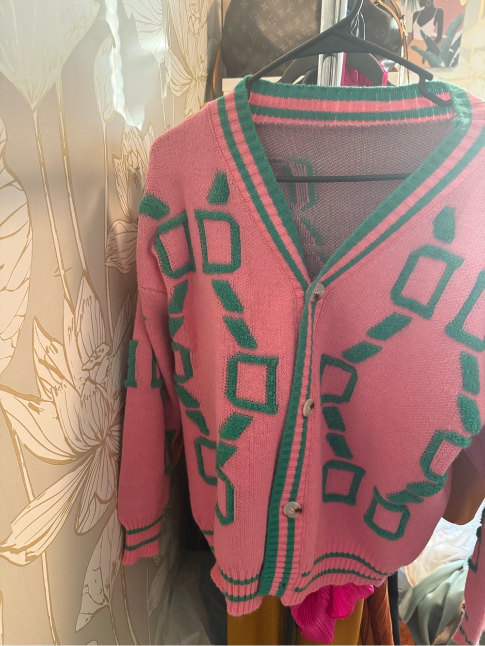 Pink & Green Geometric V-Neck Button Cardigan